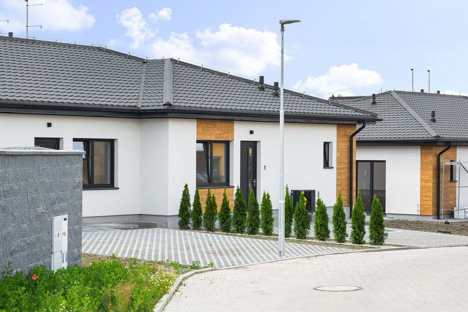Rodinné domy, Dolany, okres Kladno, 102 m² - 1