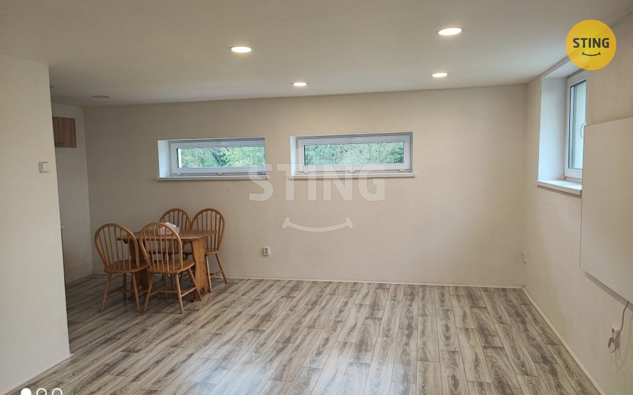 Pronájem komerční - Pod Lesem, Petřvald, 69 m²