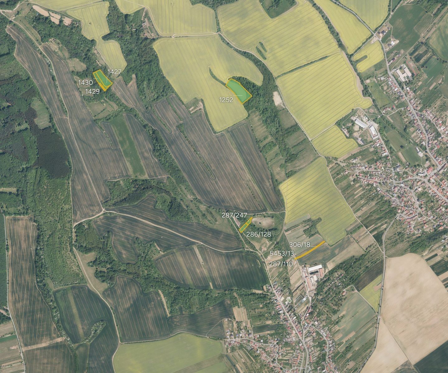 Zemědělské pozemky, Traplice