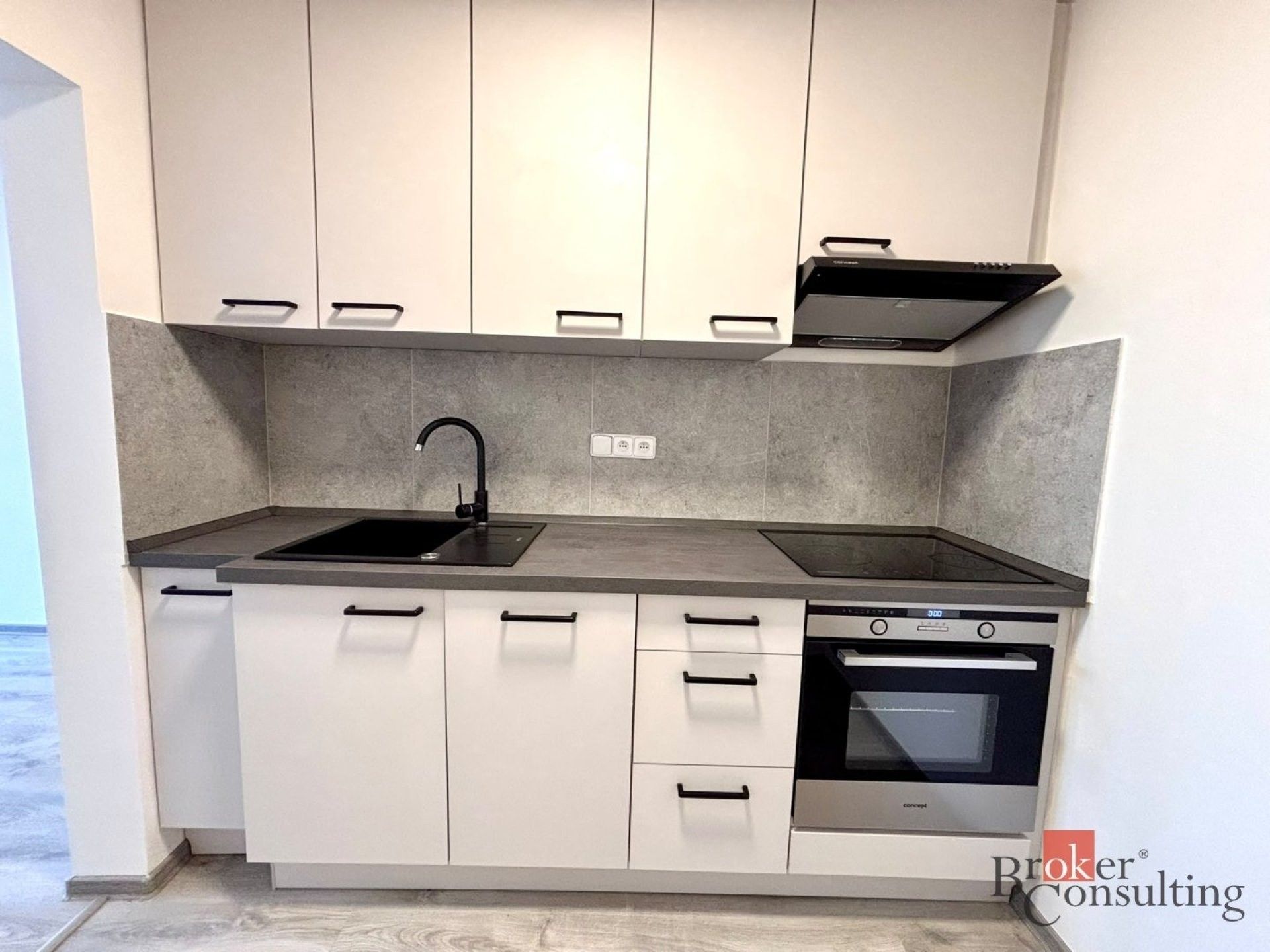 Pronájem byt 2+kk - Zrzavého, Praha, 54 m² - 5