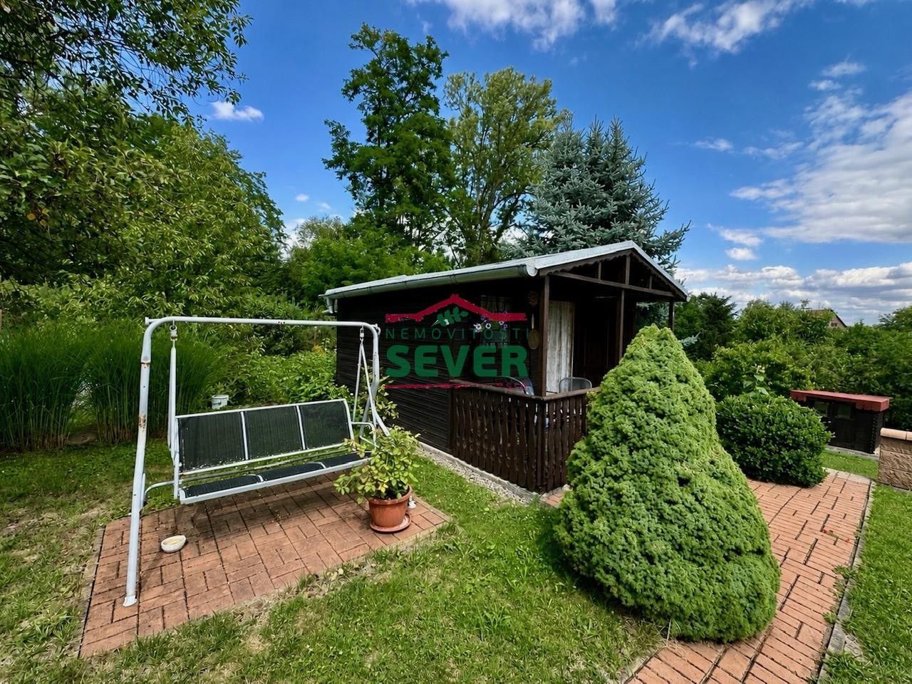 Zahrada · 930 m² · Postoloprty - 4