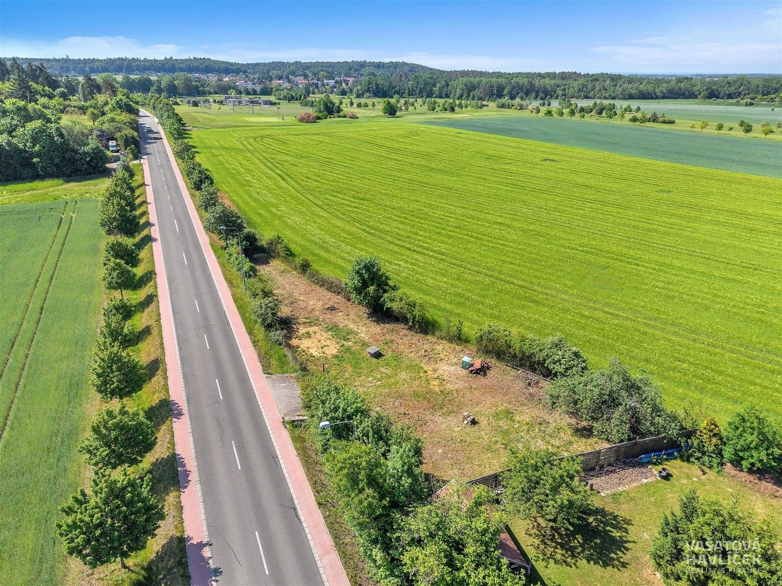 Prodej komerční pozemek - Hradec Králové - 5