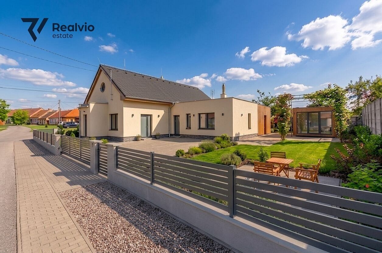 Rodinné domy, Brod nad Dyjí, okres Břeclav, 136 m² - 1