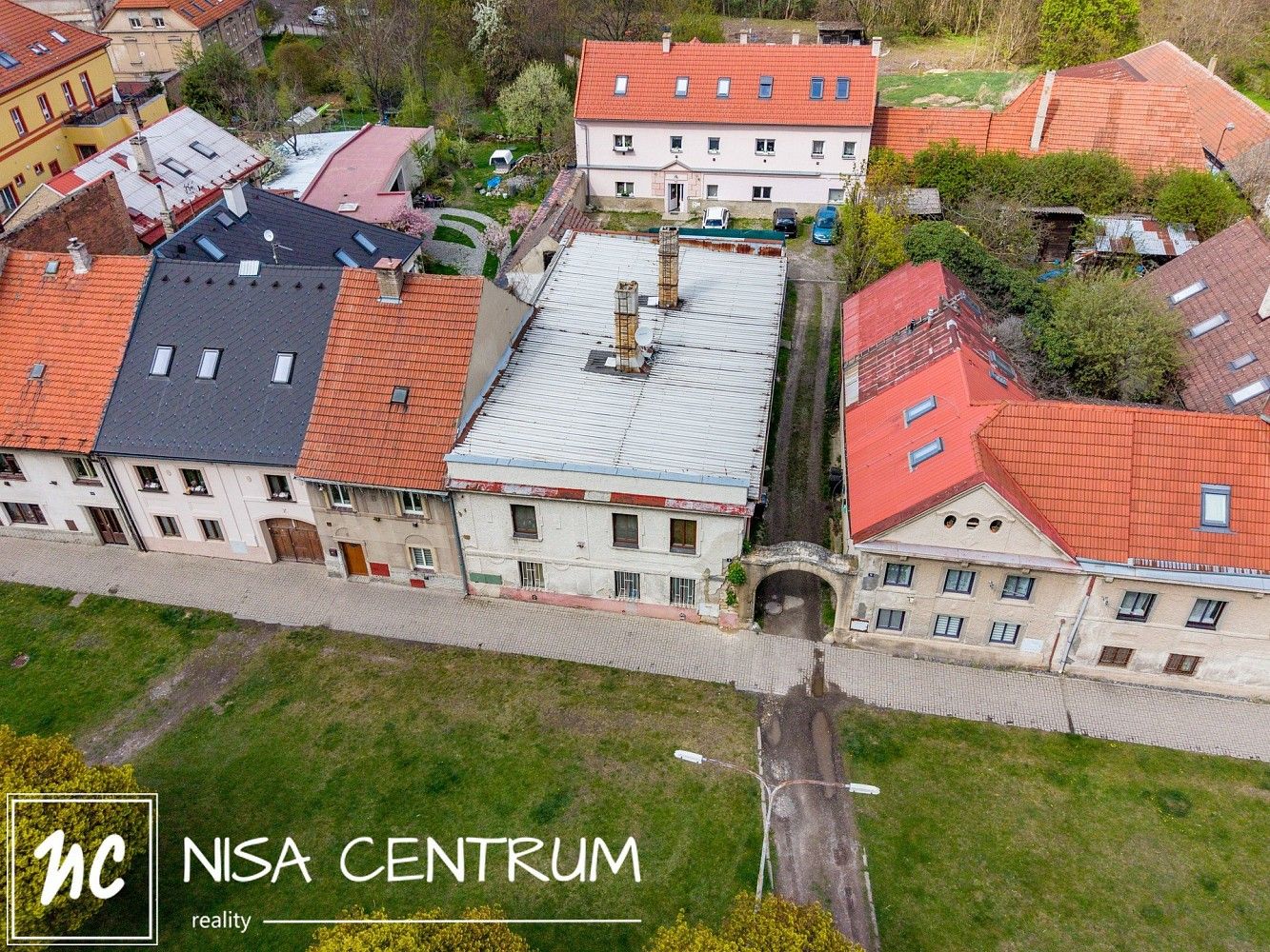 Rodinný dům · 460 m² · Smečno, okres Kladno, Středočeský kraj - 3