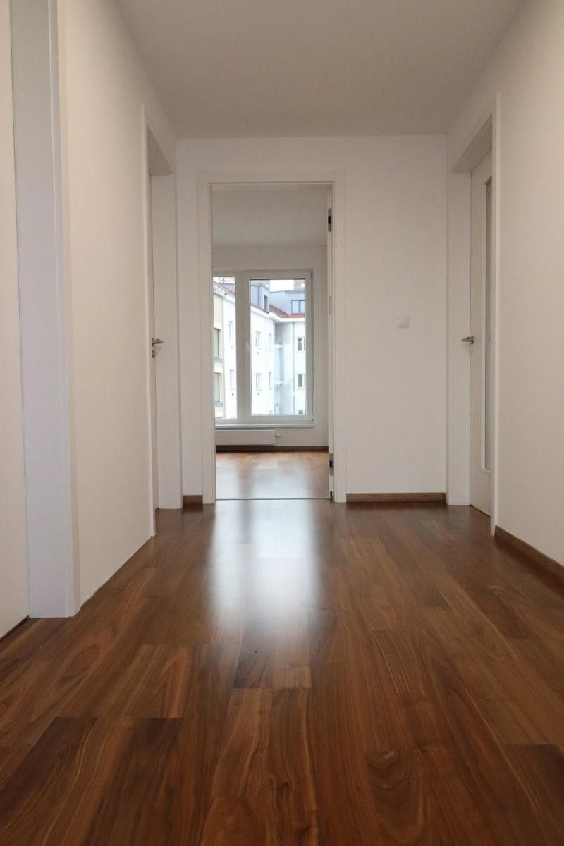 Pronájem byt 2+kk - Počernická, Praha, 48 m²