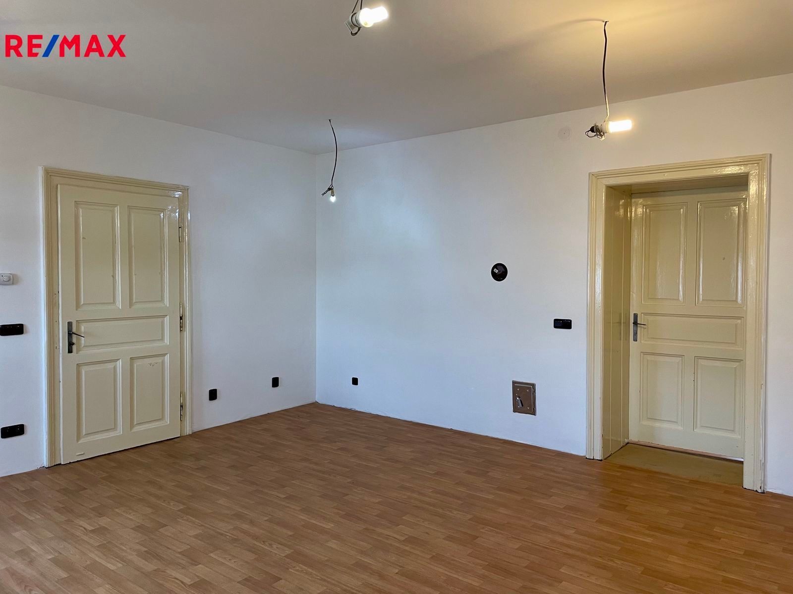 Prodej byt 2+1 - Číčenice, 63 m²