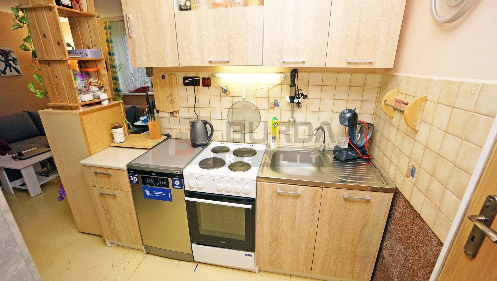 Prodej byt 1+1 - Neratovice, 28 m²