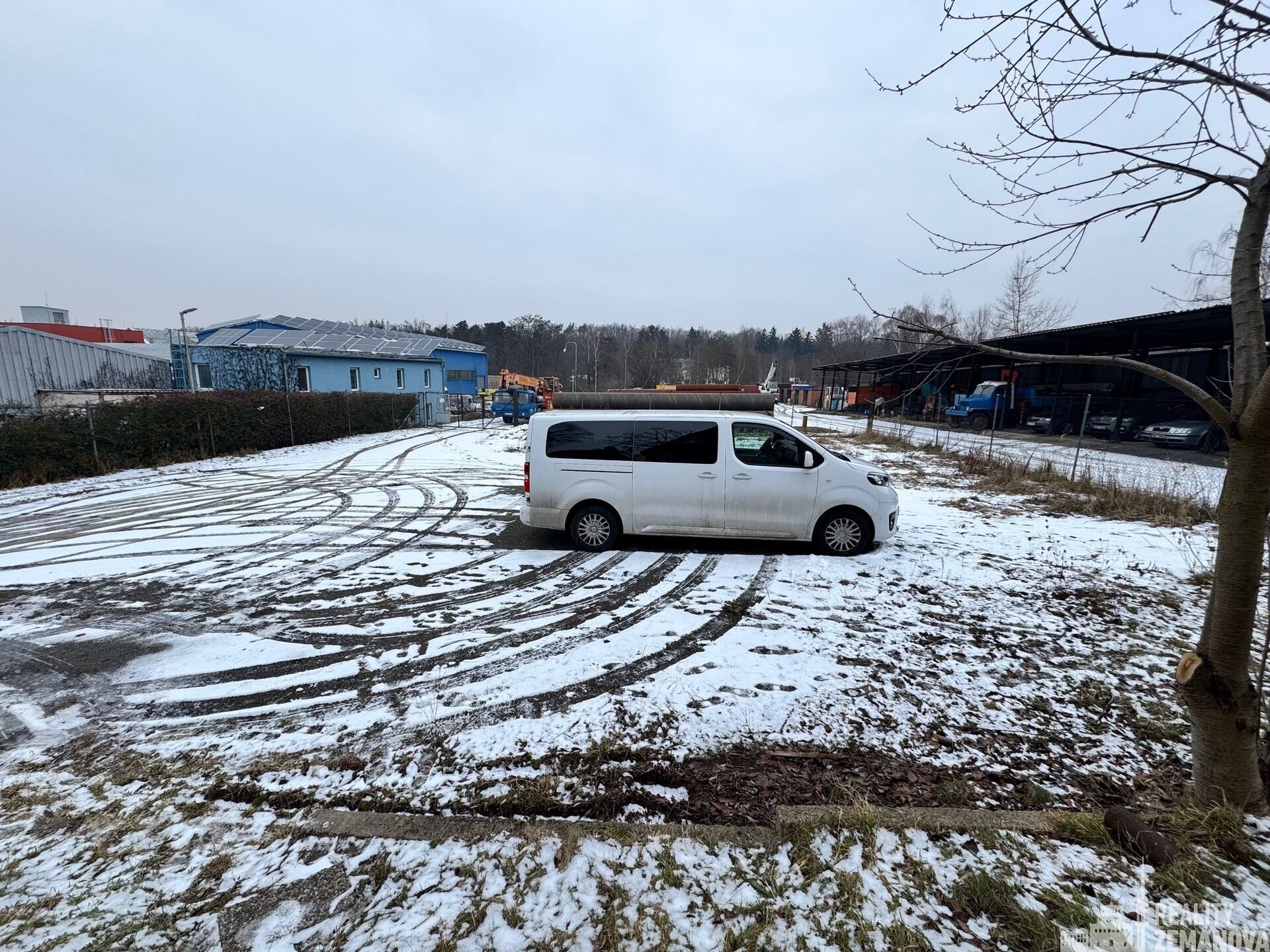 Pronájem komerční - Do koutů, Praha, 41 m²