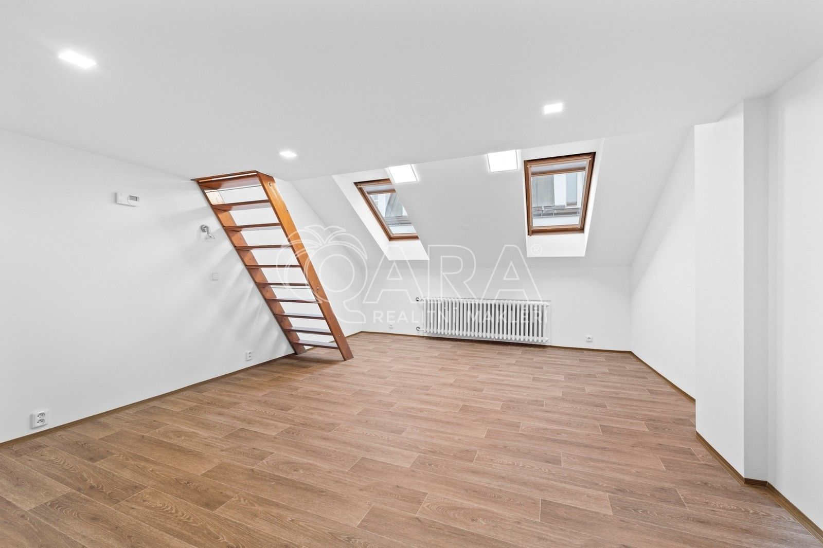 4+1, Černá, Praha, 106 m²