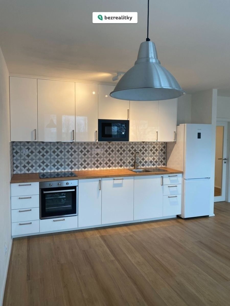 Prodej byt 3+kk - Na růžovém poli, Kladno, 76 m²