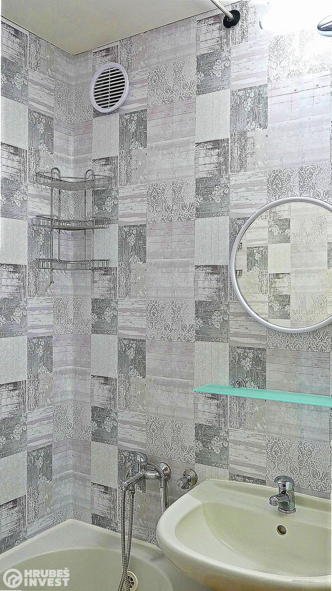 Pronájem byt 1+kk - třída Edvarda Beneše, Hradec Králové, 32 m²