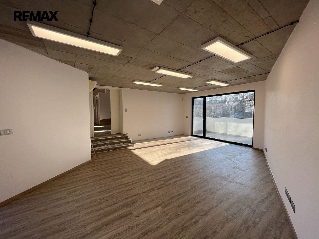 Kanceláře, Nádražní, Rožnov pod Radhoštěm, okres Vsetín, 151 m² - 2
