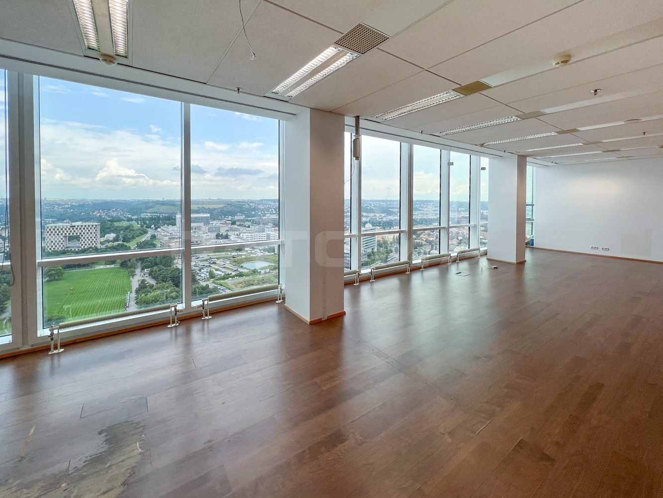 Pronájem kancelář - Hvězdova, Praha 4 - Nusle, 190 m² - 5