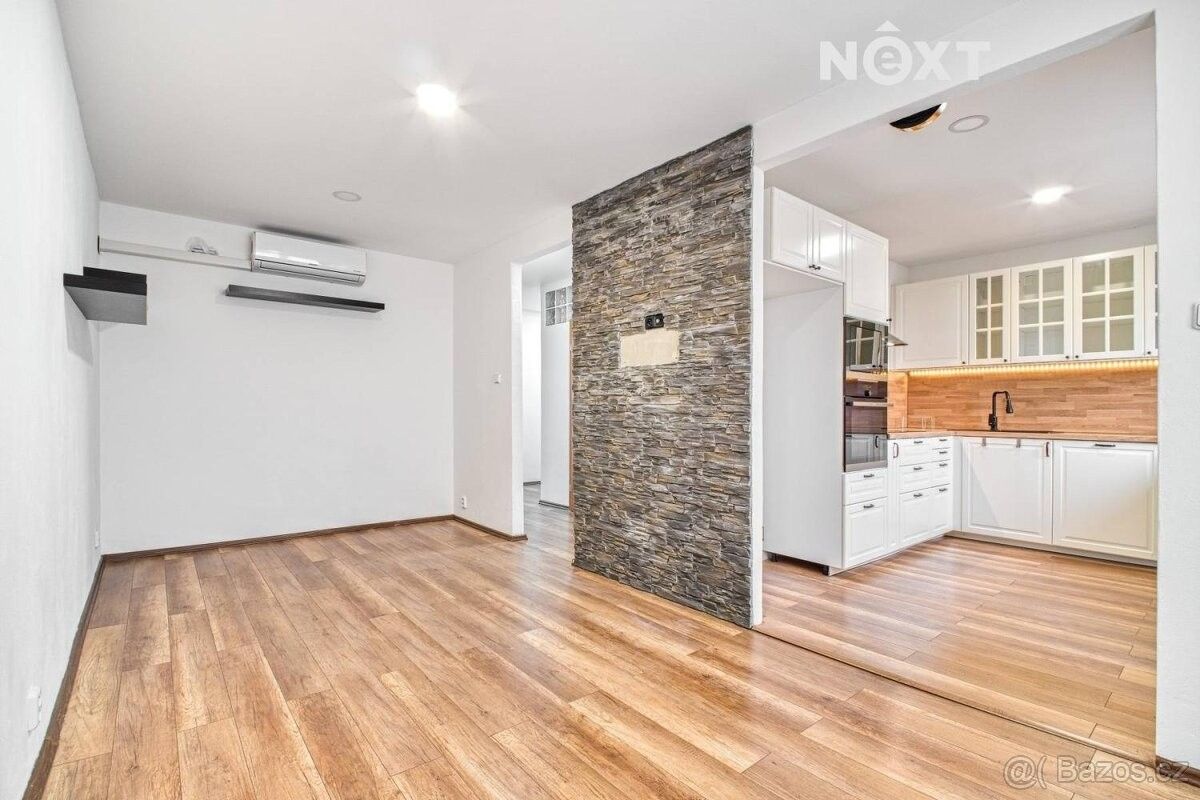 Pronájem byt - Karviná, 735 06