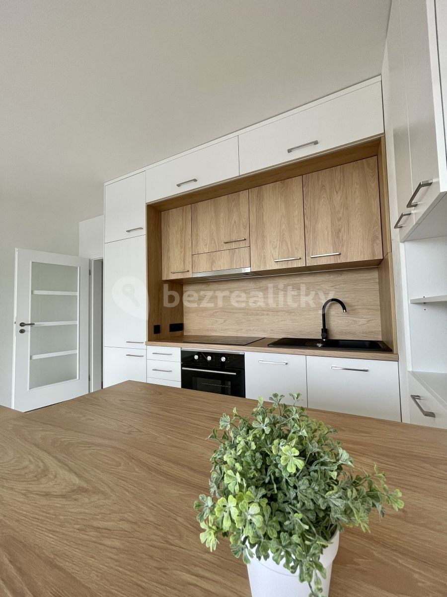 2+kk, Východní, Pardubice - Pardubičky, Pardubický kraj, 58 m² - 1