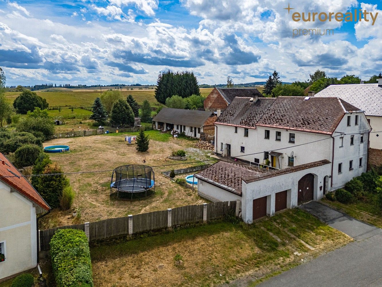 Rodinné domy, Zadní Chodov, okres Tachov, 295 m² - 2