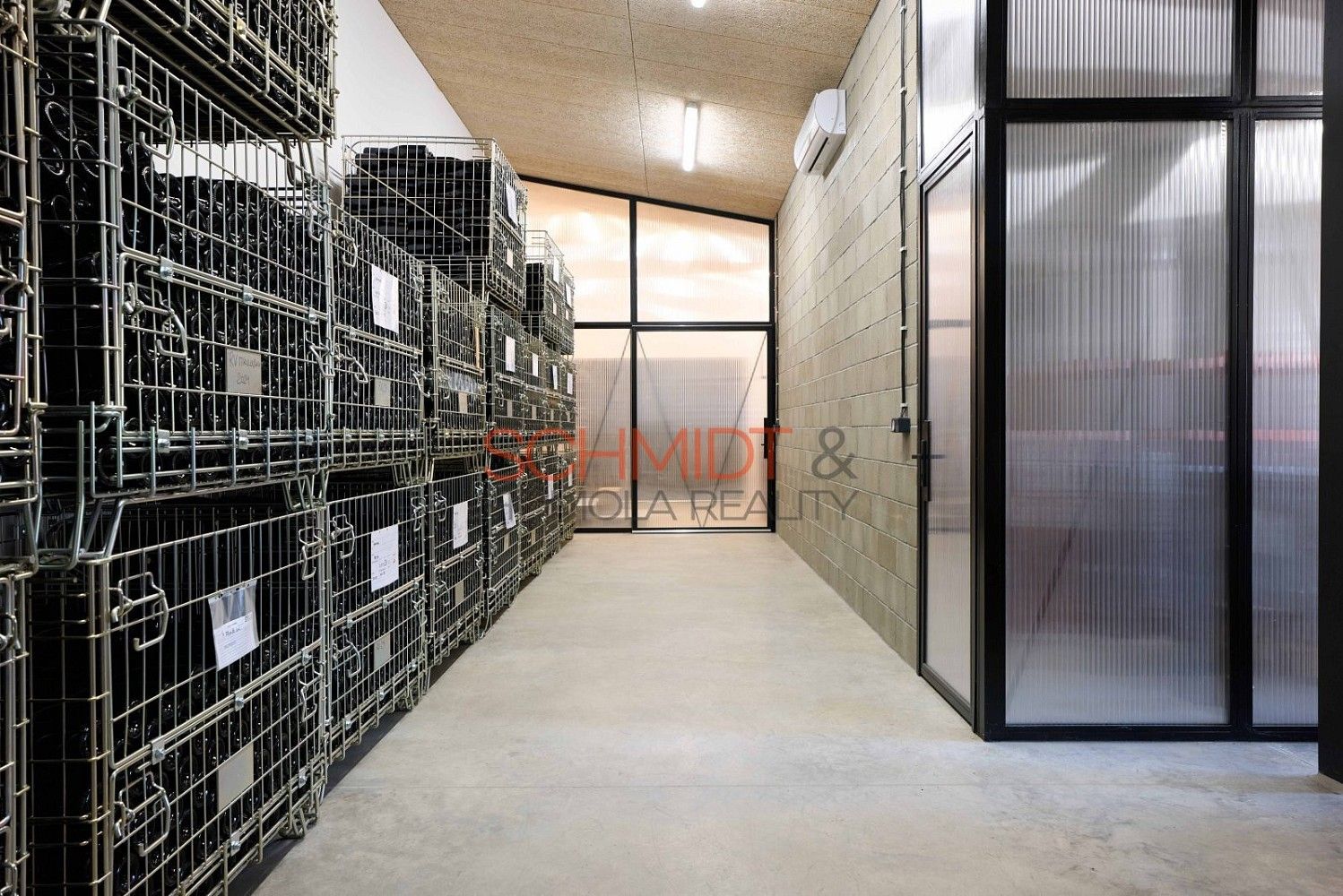 Obchodní prostory, 146 m²