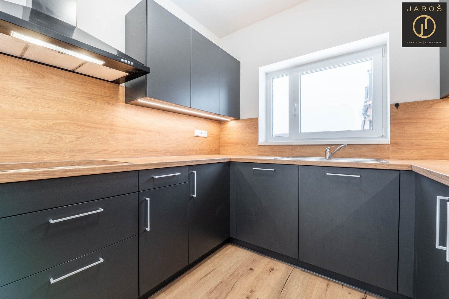Prodej rodinný dům - Velvary, okres Kladno, Středočeský kraj, 93 m² - 5