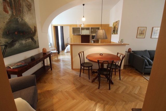 Pronájem byt - Dlouhá, Praha - Staré Město, 62 m² - 5