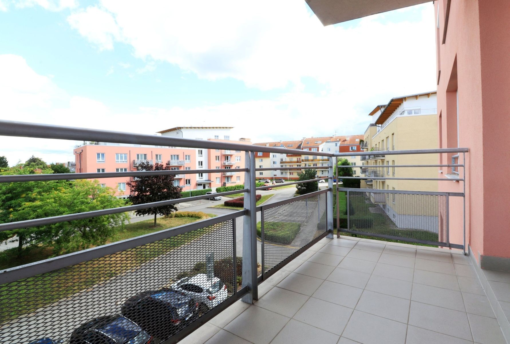 Byt 2+kk · 40 m² · Holubí, Praha - Suchdol - 3