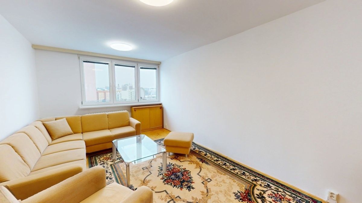 2+1, Holasická, Opava, 58 m²