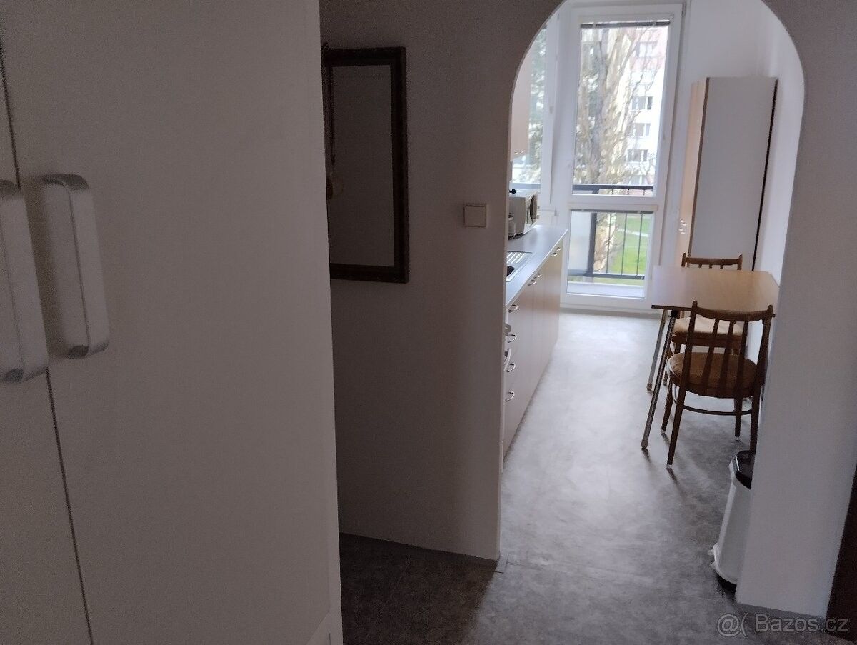 Byty, Jarošov nad Nežárkou, 378 41