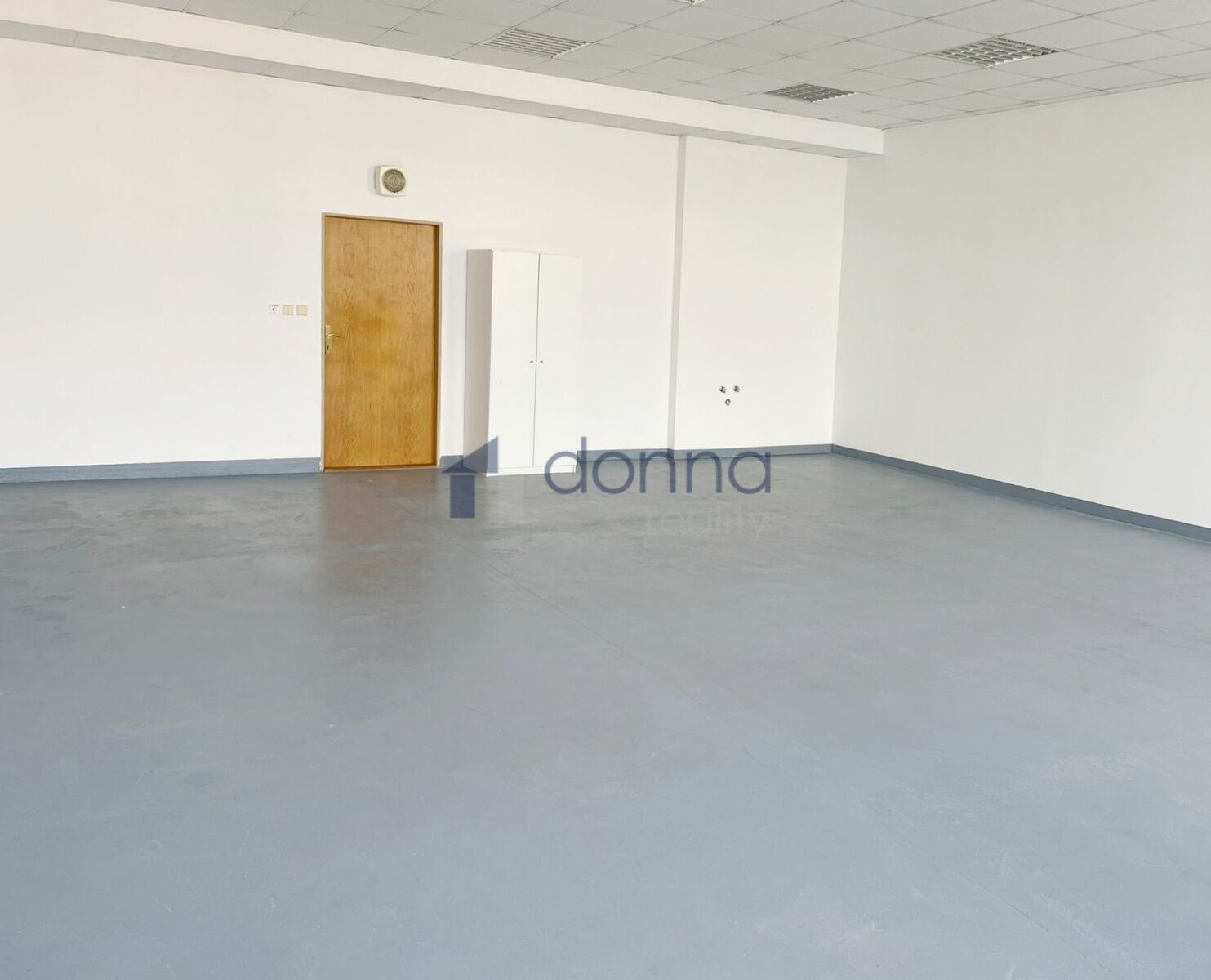 Kancelář · 56 m² · U průhonu, Praha Holešovice - 3