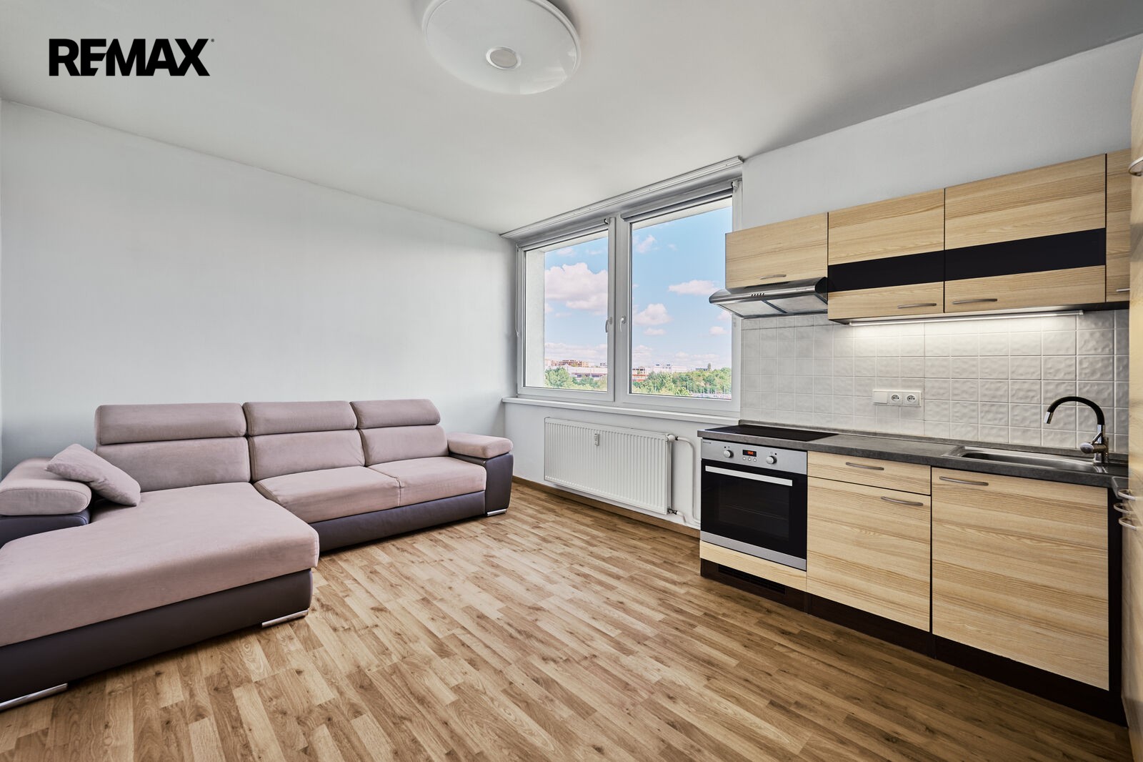 Byt 2+kk · 45 m² · Hornoměcholupská 527, Praha Hostivař - 4