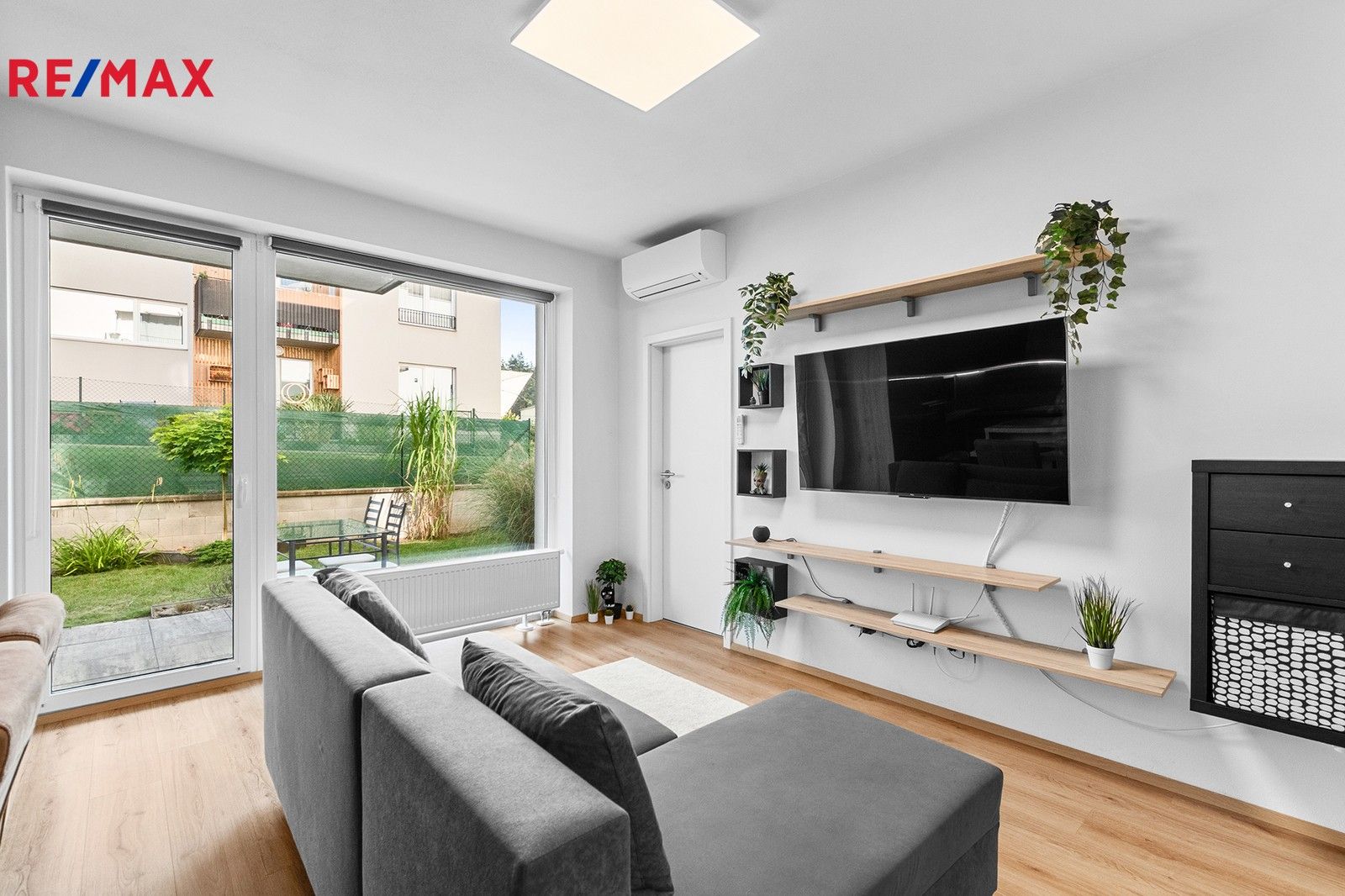 Pronájem byt 1+kk - K Zelené louce, Plzeň, 41 m²