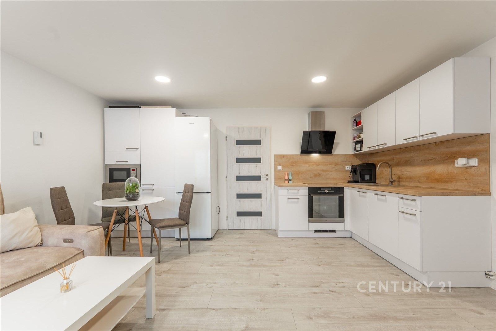 4+kk, Tuhaň, 72 m²