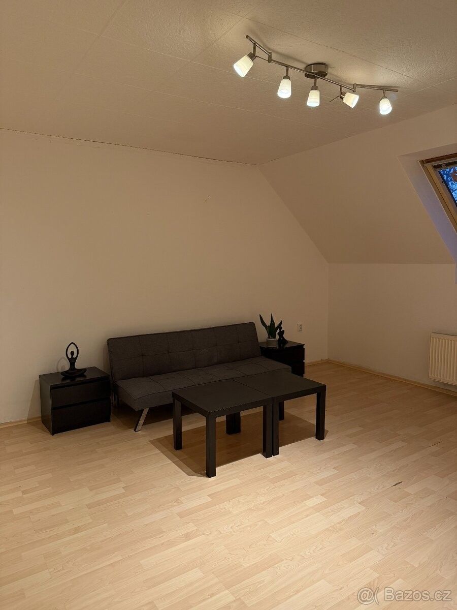 Pronájem rodinný dům - Drnovice, 683 04