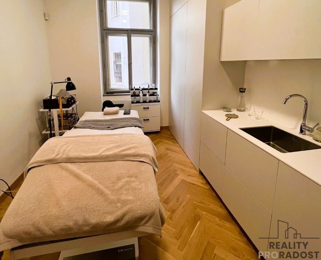Obchodní prostory · 68 m² · Krkonošská, Praha Vinohrady - 4
