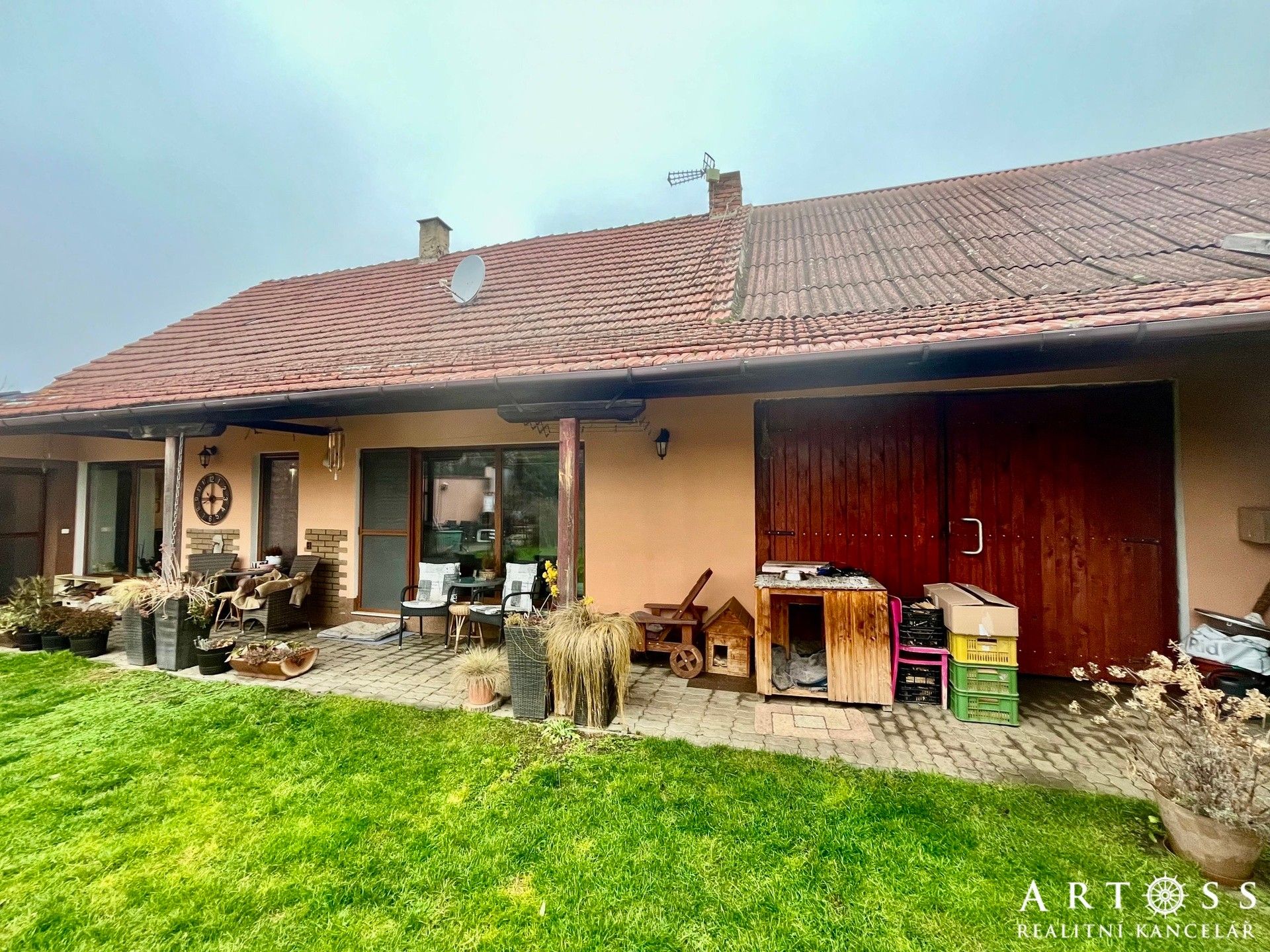 Prodej rodinný dům - Suchohrdly u Miroslavi, 94 m²