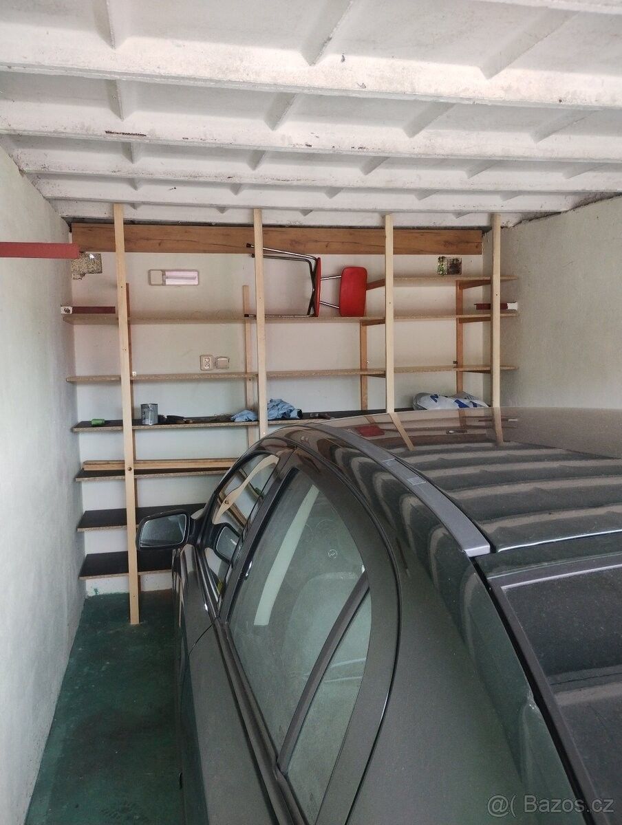 Pronájem garáž - Hradec Králové, 500 09