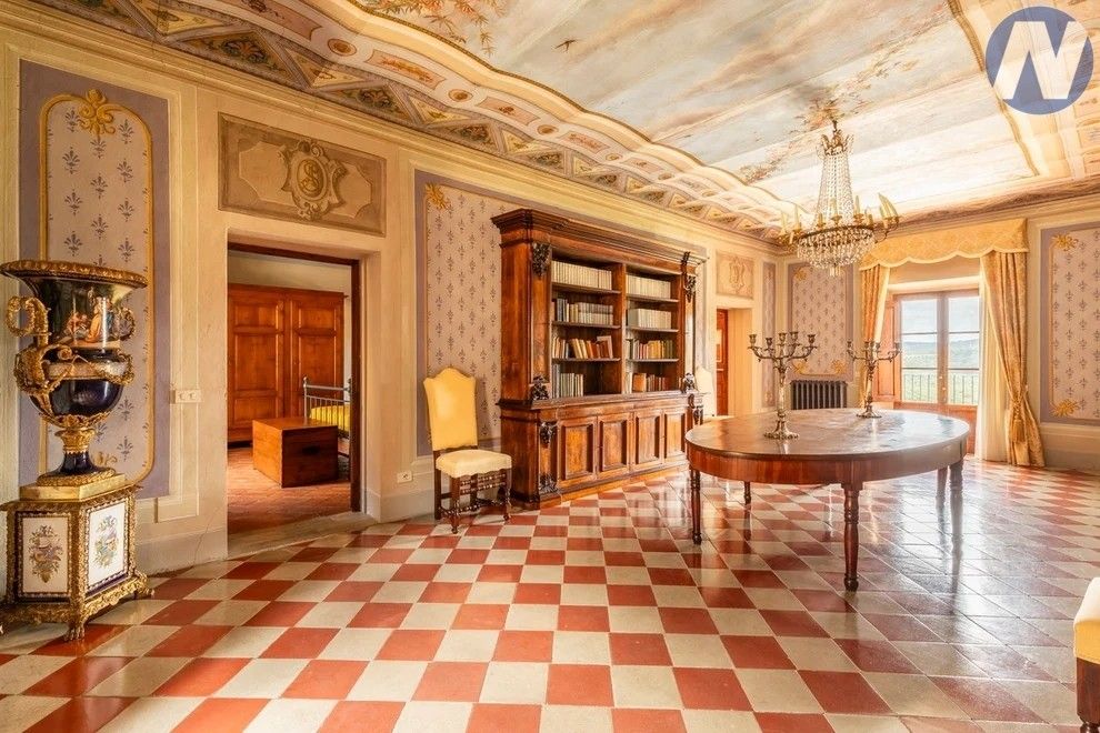 Prodej rodinný dům - 987 66, Zahraničí