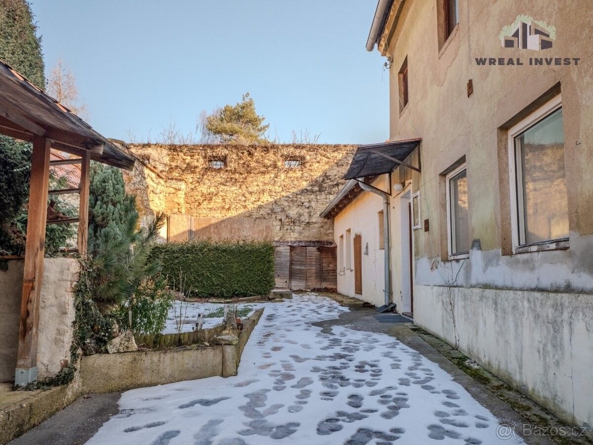 Prodej rodinný dům - Jeneč, 252 61