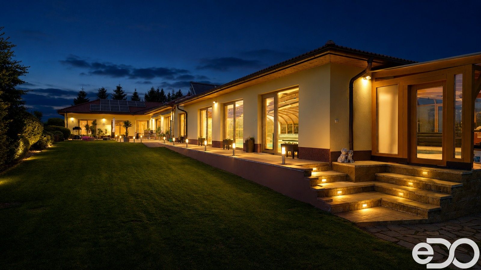 Prodej rodinný dům - Květov, 410 m² - 1