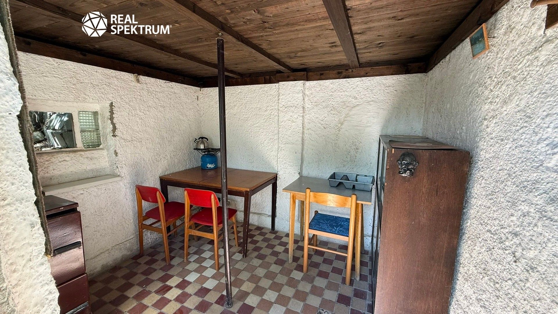 Chaty, Achtelky, Brno, 12 m² - 1