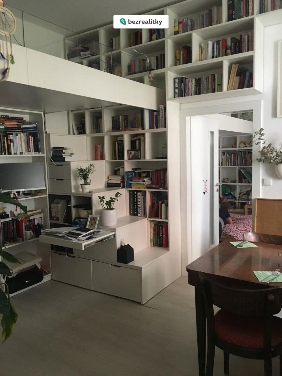 Prodej byt 2+kk - Bubenská, Praha, 50 m²