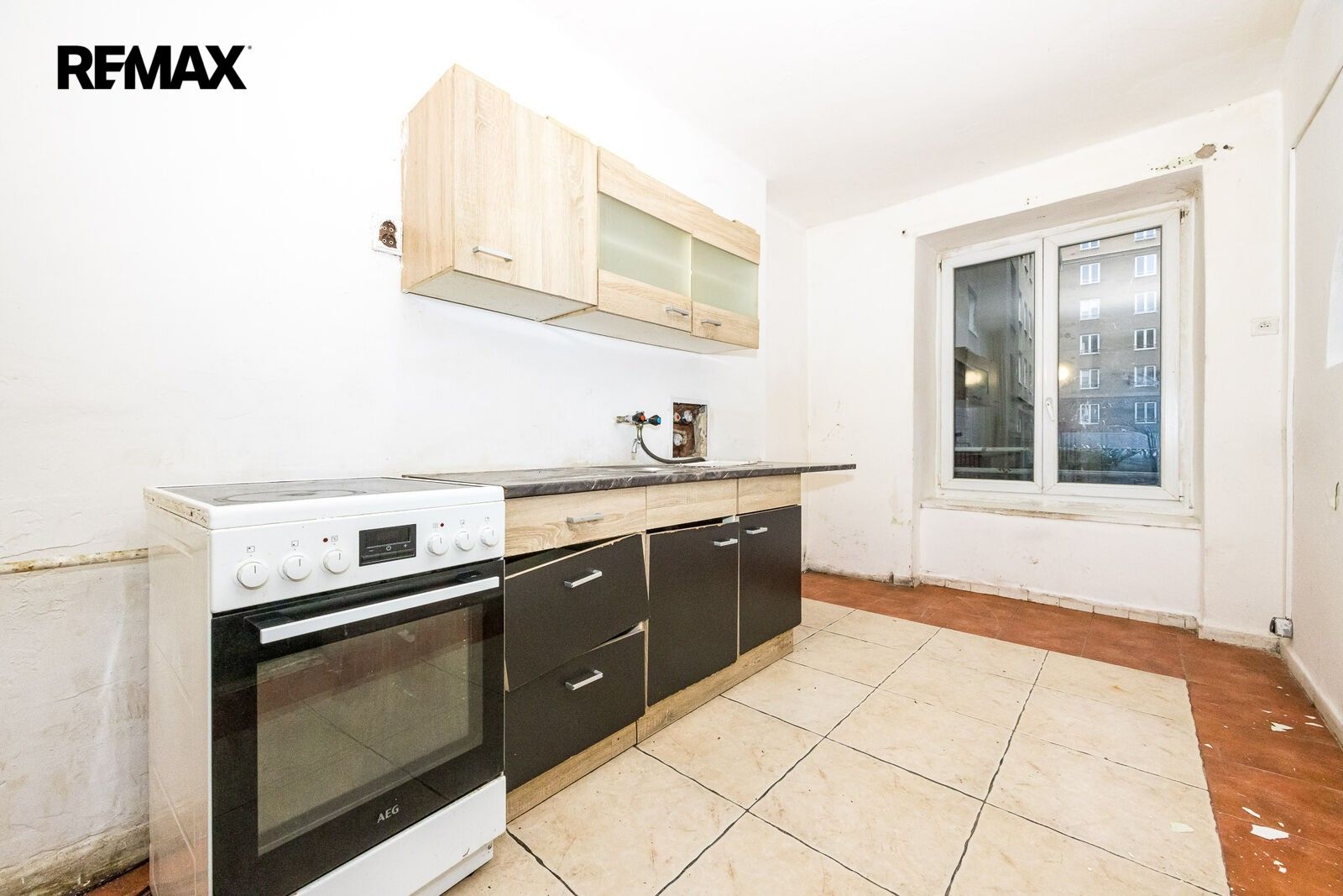 Prodej byt 1+1 - tř. Budovatelů 2350, Most, 38 m² - 5