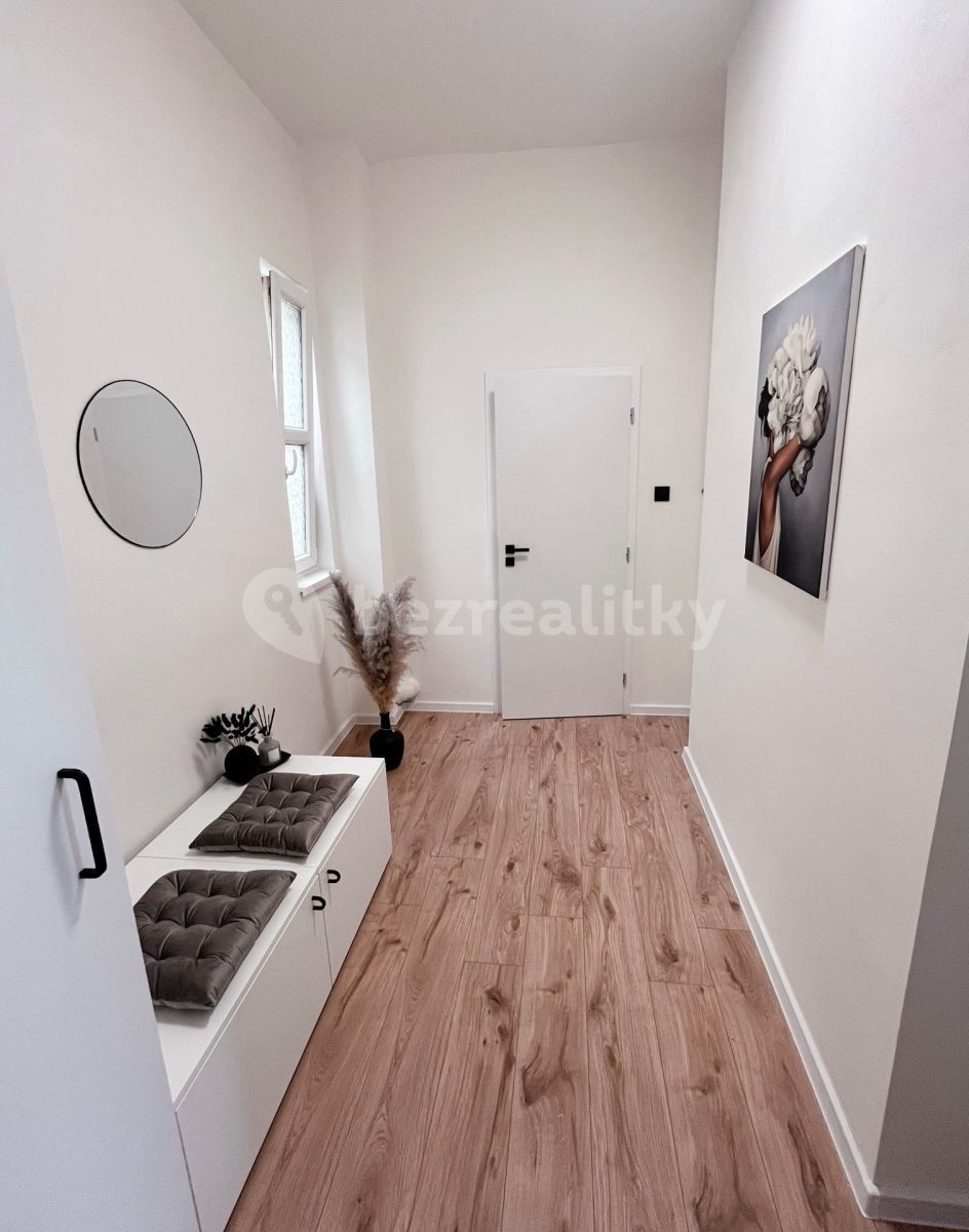 2+kk, Kovářská, Praha - Libeň, 48 m² - 1