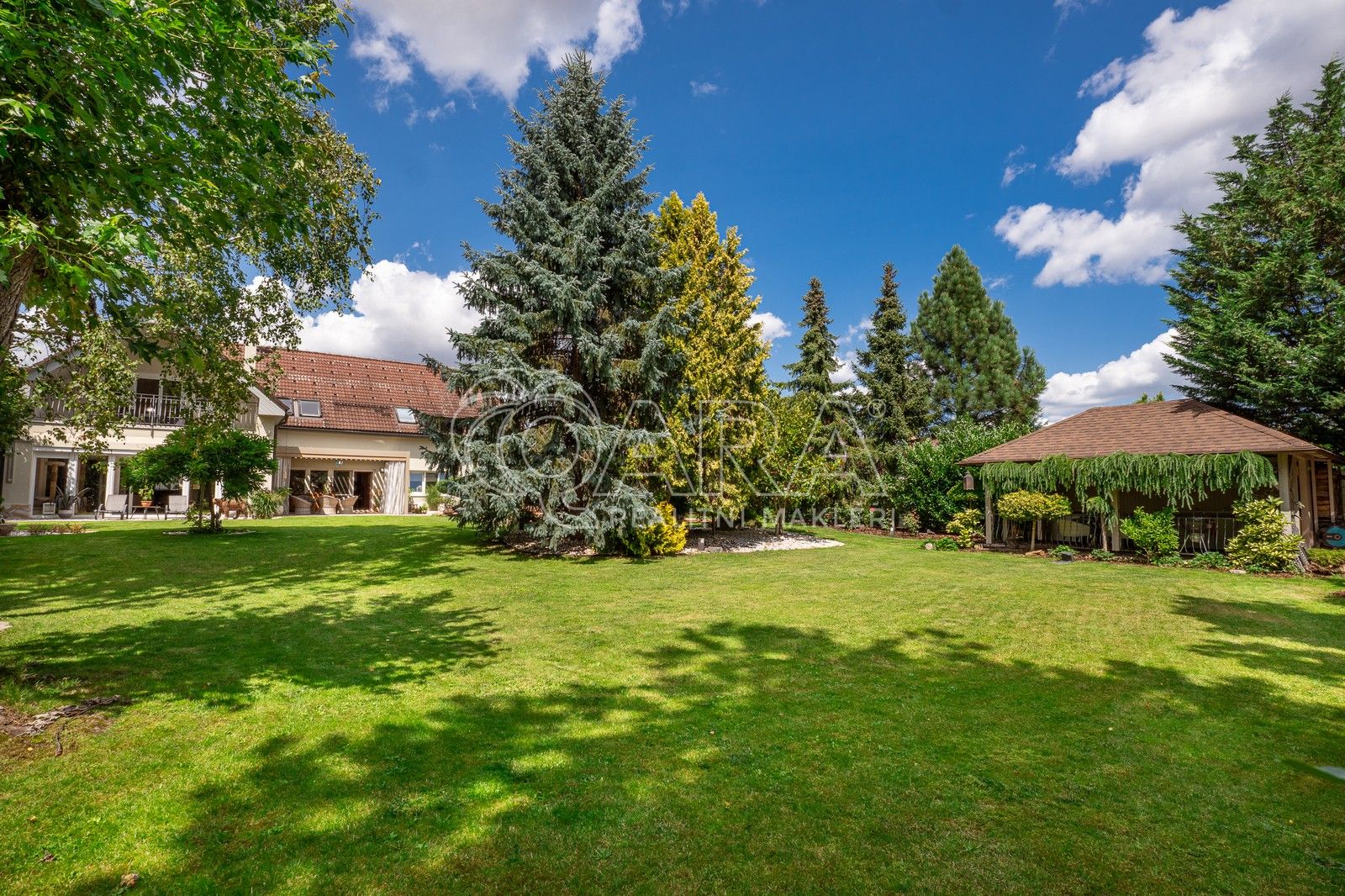 Rodinné domy, Štefánikova 508, Zeleneč, 540 m²