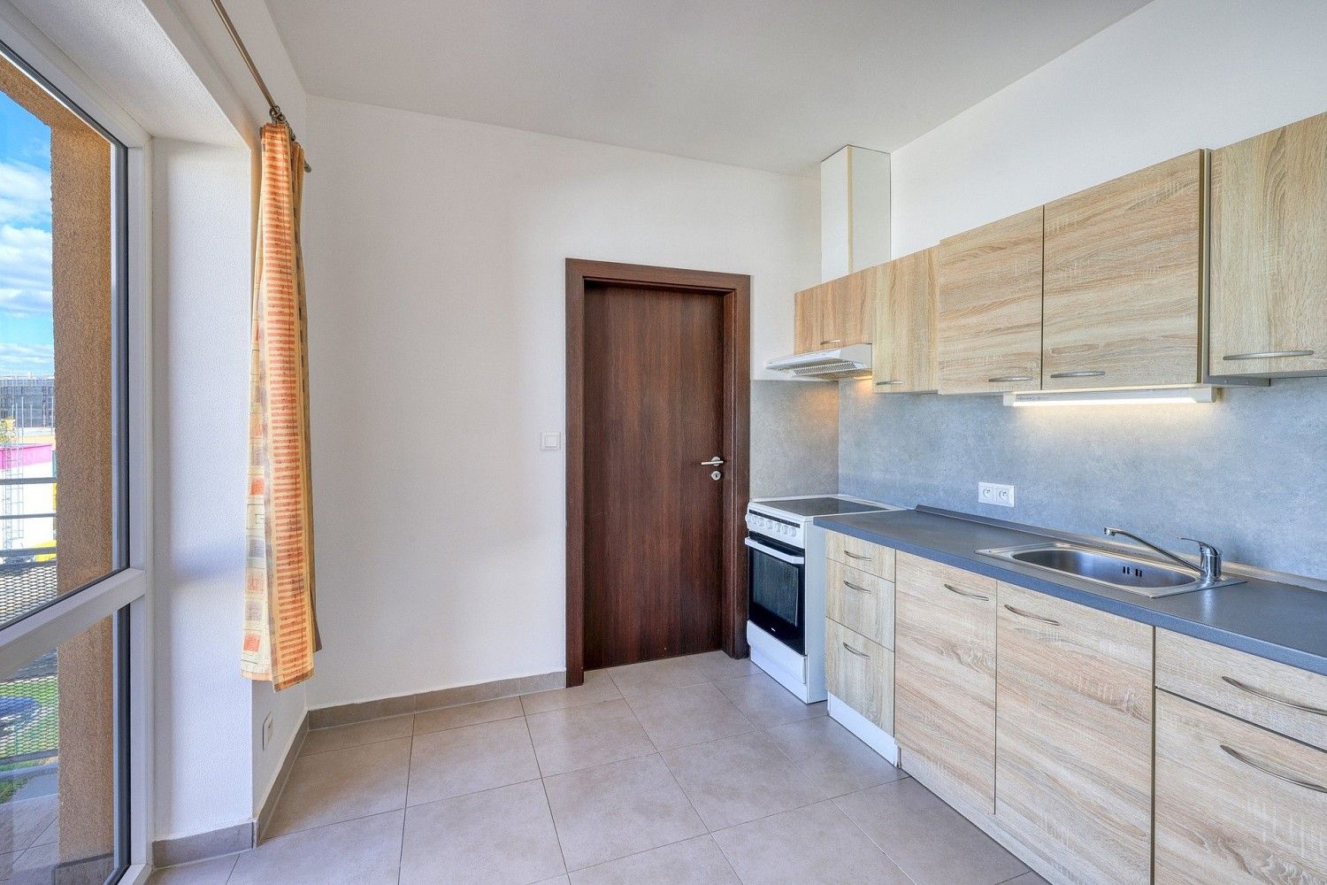 2+1, U Borských kasáren, Plzeň - Jižní Předměstí, 57 m² - 2