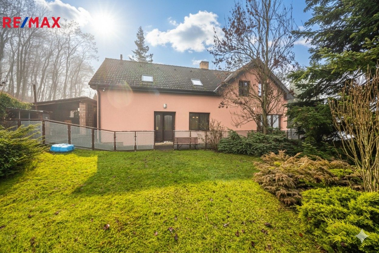 Rodinné domy, Senohrabská, Mirošovice, 150 m²