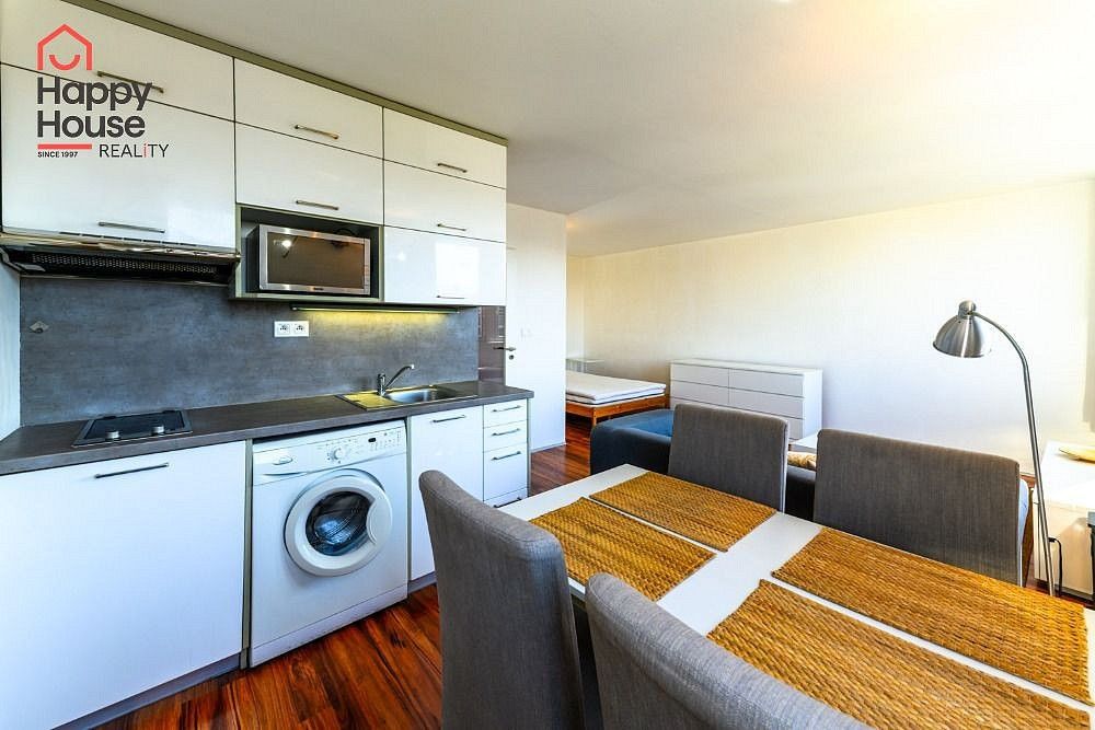 1+kk, Molákova, Praha 8 - Karlín, 37 m² - 2