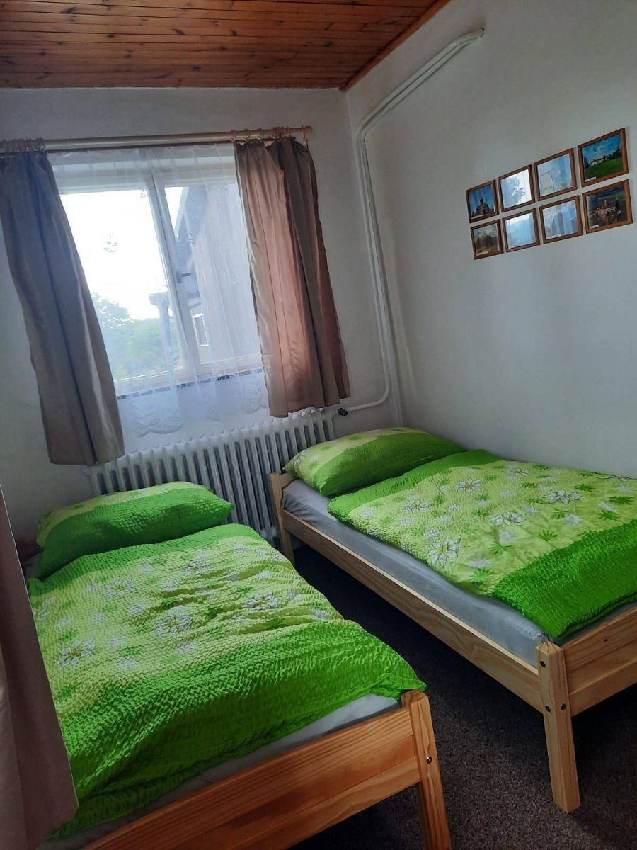 Chaty, Deštné v Orlických horách, Královéhradecký kraj - 2