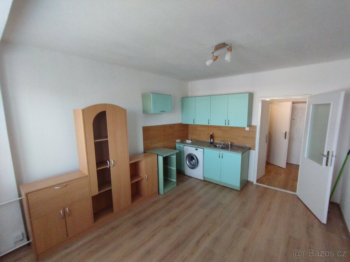 Byty, Ostrava, 702 00