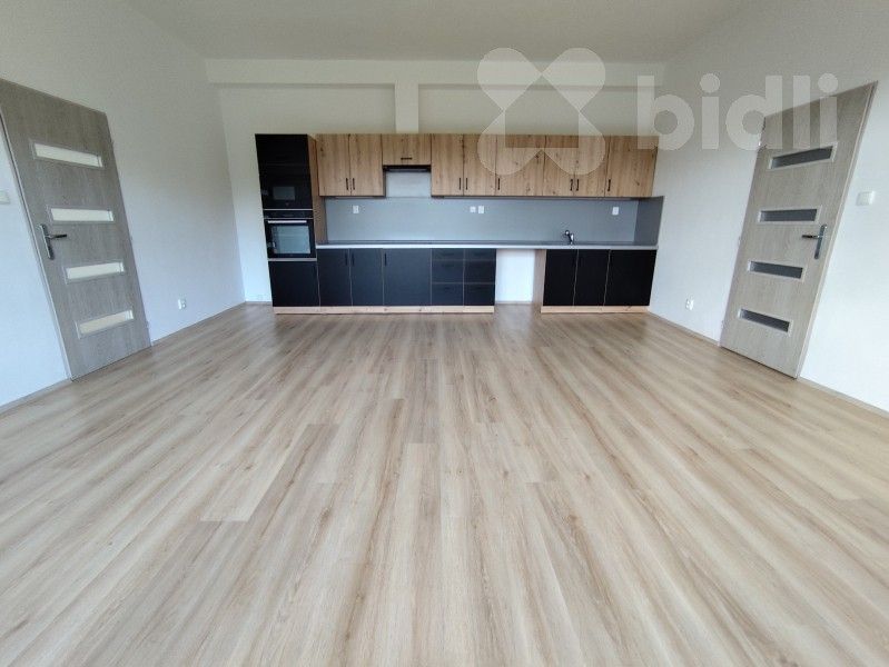 3+kk, Husova, Louny, 93 m²