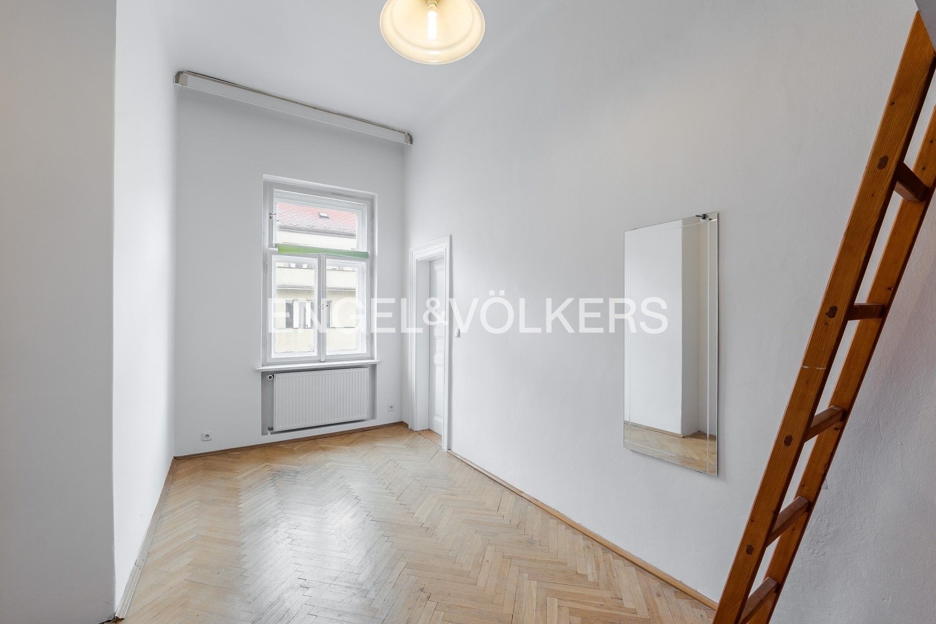 Prodej byt 3+1 - Jenštejnská 1776, Praha Nové Město, 112 m² - 5