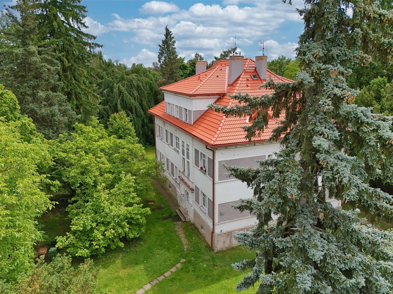 Prodej byt 3+1 - Říčanská, Průhonice, 171 m²